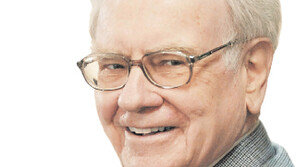 버핏 “후계자 뽑기, 투자보다 힘들어”