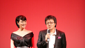 김혜수 ‘아시아의 모니카 벨루치’ 찬사