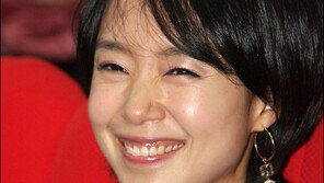 [포토]전도연  ‘언론 시사회 긴장 미소’