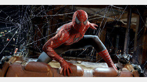 [300만 Up or Down]관객 옭아맨 거미줄 배급망