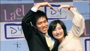 [포토]박경림-박정훈 커플  ‘닭살 행각’