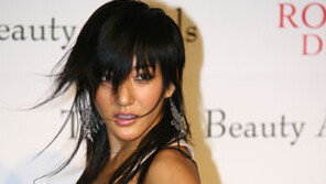 가수 바다 ‘스타 화보’ 촬영차 태국 여행