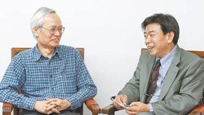 한수산씨가 만난 ‘위안부 진실 전도사’ 요시미 요시아키 교수