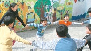 [희망이 싹트는 교실]“한국을 배워요” 부산 亞공동체학교