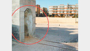 [휴지통]“학교 교문을 통째로 뜯어갔어요”