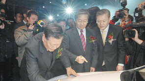 [이코노 카페]‘글로벌 경영’ 다시 시동 거는 정몽구 회장