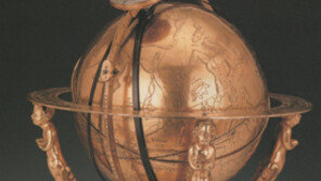 [인문사회]말하라，시간이여 삶의 비밀을…‘시간 추적자들’