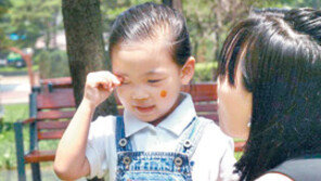 [헬스&뷰티]상처에 물 닿으면 안된다? 밴드 붙여야 감염 예방?