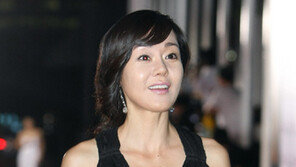 [피플Q 월드 스타 김윤진]  “국내 활동 잘 해야 해외서도 통해요”