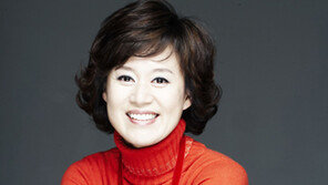 [피플 Q｜박미선, 그녀가 뜨는 이유] 그를 키운 건 8할이 아줌마정신이었다