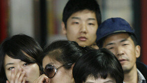 [포토] 시민들도 ‘눈물이 뚝뚝’