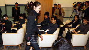 [포토] 김연아 ‘반가운 눈인사’