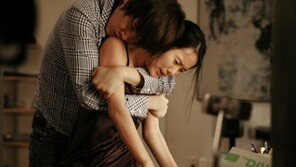 [O2칼럼/하정규]비밀스러운 정사 장면만 남은 '비밀애'