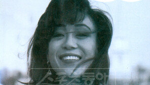 [피플Q｜조수미를 미치게 하는 것들] 기자 초년생때 산 자서전…16년만에 사인 받을줄이야