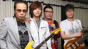 [피플Q｜김태원의 네버엔딩스토리] 따로 또 같이…투잡 뛰니 돈걱정 없어