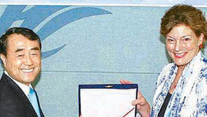 [강원]“한국 젊은세대 새시대 여는데 도움 됐으면…”