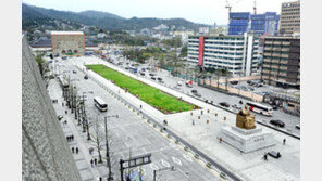 [수도권] 광화문광장 1년… 1400만명 다녀갔다