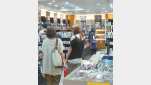 [수도권] ‘한류’타고 명동음반매장 돌아왔다