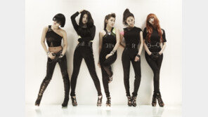 [O2/화보]포미닛, 비스트도 “아버지”라 부르는 이 사람