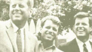 [인문사회]최후의 케네디가 쓴 자서전…미국 현대 정치사를 말하다