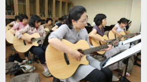 [O2/뮤직] 강헌의 대중음악 산책…“음악이란 본디 평화와 해방을 지향한다” ①