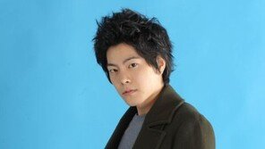 [O2/커버스토리] 홍종현 인터뷰 <1>“마구잡이로 머리카락 잘려 반항을…”