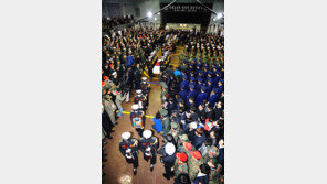 [北, 연평도 포격 도발]전사 장병 2명 영결식