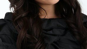 [O2/커버스토리]아이유 “‘아이유가 가야할 길’ 단정 짓지 말아주세요” ③