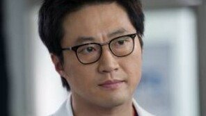 [O2/집중분석] 드라마캐릭터열전⑭ ‘시적 정의(poetic justice)’의 수호자, 윤지훈