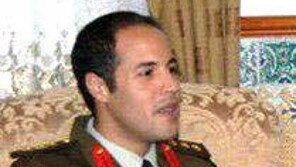 카다피 막내아들 ‘무늬는 서방파’