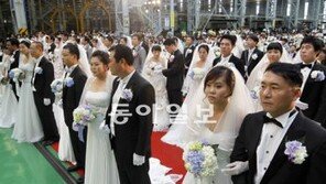 [수도권]“결혼식 못 올린 마음의 짐 벗어요”