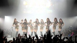 ‘소녀시대’ 막콘 스탠딩 열혈 관람기