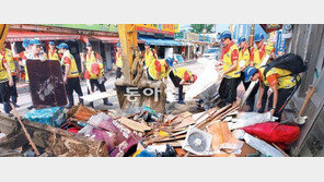 [전북이 울고 있다]진흙 범벅 정읍 산외한우마을 “한가위 대목 앞두고 날벼락”