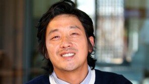 [O2플러스/화보]승률 99% 스타변호사役 ‘의뢰인’ 하정우