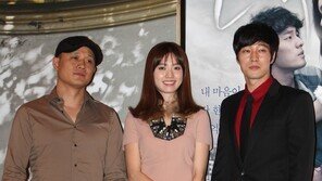 [포토] 제16회 BIFF 개막작 ‘오직 그대만’ 관심 폭발