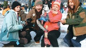 [DBR]역발상 전략, ‘감춰진 축복’ 찾아냈다