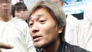 임재범, 여성 팬 악수 요청에 급 당황? ‘표정이…’