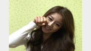 티아라 지연 ‘뿌잉뿌잉’ 애교에 男心 ‘흔들’… “역시 미녀돌”