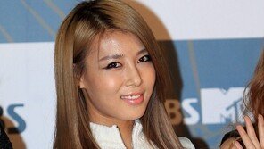 [포토] 원더걸스 유빈, ‘섹시 배꼽 노출~’