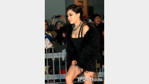 브아걸 가인, 노출 방지용 ‘셀프 매너손’