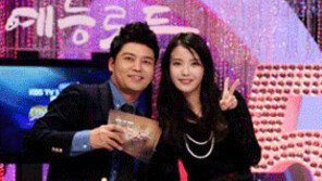 전현무, 아이유와 ‘예능로드’ 공동 진행 “삼촌 계 탔네”