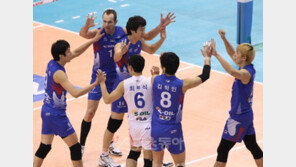 괴물 마틴, 새해 첫날 삼성화재 깼다