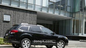 첨단보다 ‘안전’ 험한 길도 잘 달려… 스바루 CUV 아웃백