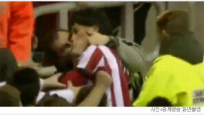 맨시티전 결승골 지동원, 새해 첫 키스를 남성과?