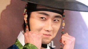 [포토] 정일우 ‘뿌잉뿌잉’ 귀엽나요?