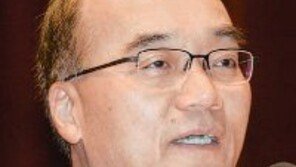 박재완 재정부장관 “여야 ‘소득세 최고세율’ 은 땜질… 부처간 칸막이 낮춰 정책 조율”