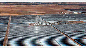 세계최대 ‘태양광 발전소’ 떴다