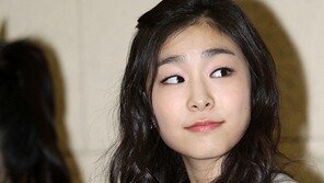 [포토] 김연아, 어딜 보나? 미소의 의미는…