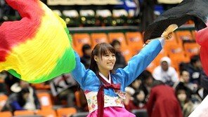 [포토] 치어리더 ‘부채춤!’