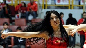 [포토] 섹시미 넘치는 치어리더!